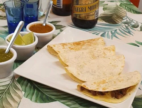 restaurante mexicano en barcelona con terraza (117) quesadilla de bistec mejicana comida mejicana en barcelona mexican food