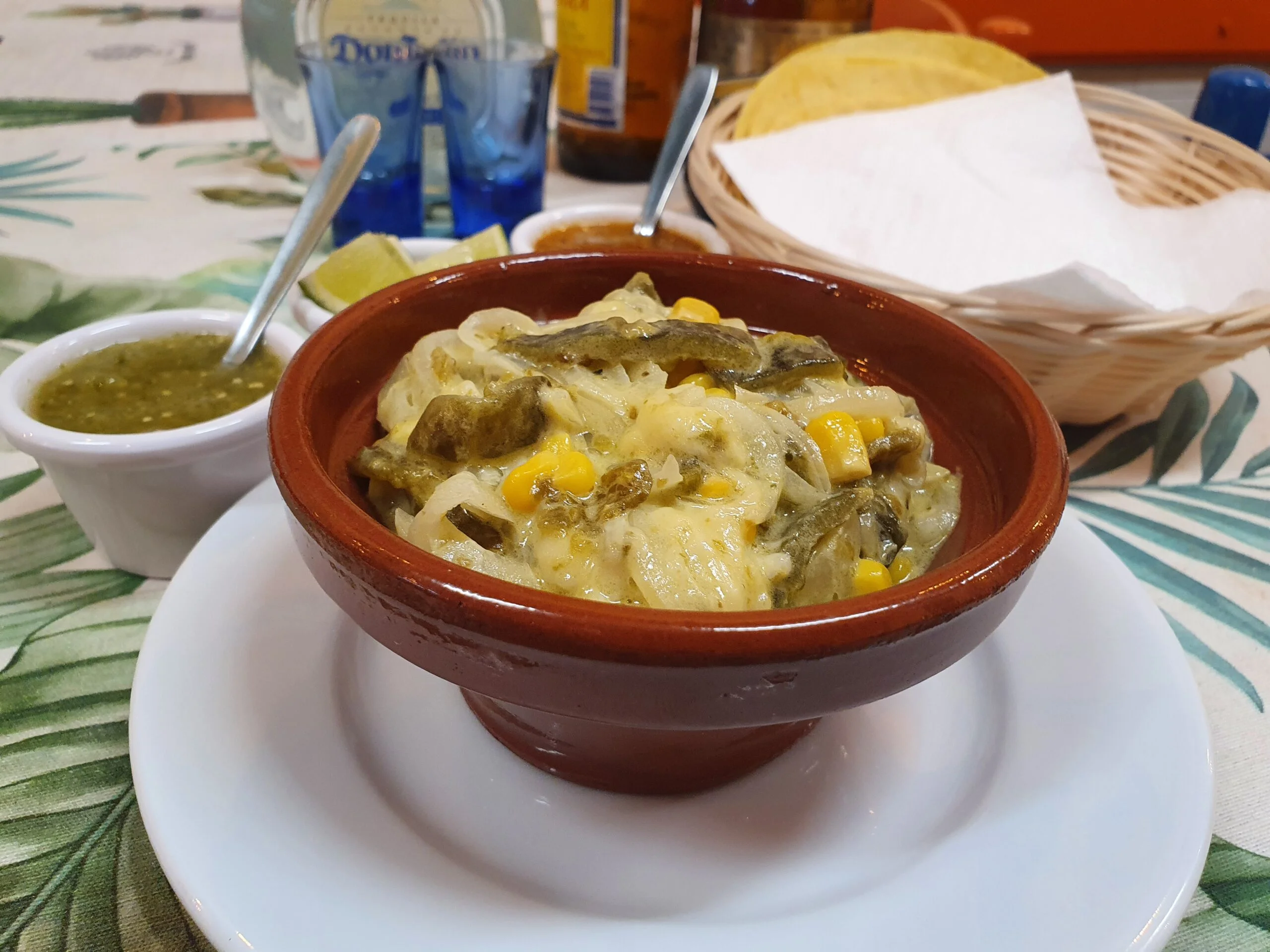 queso nopal restaurante mexicano en barcelona con terraza (123) queso nopal comida mejicana mexican food barcelona
