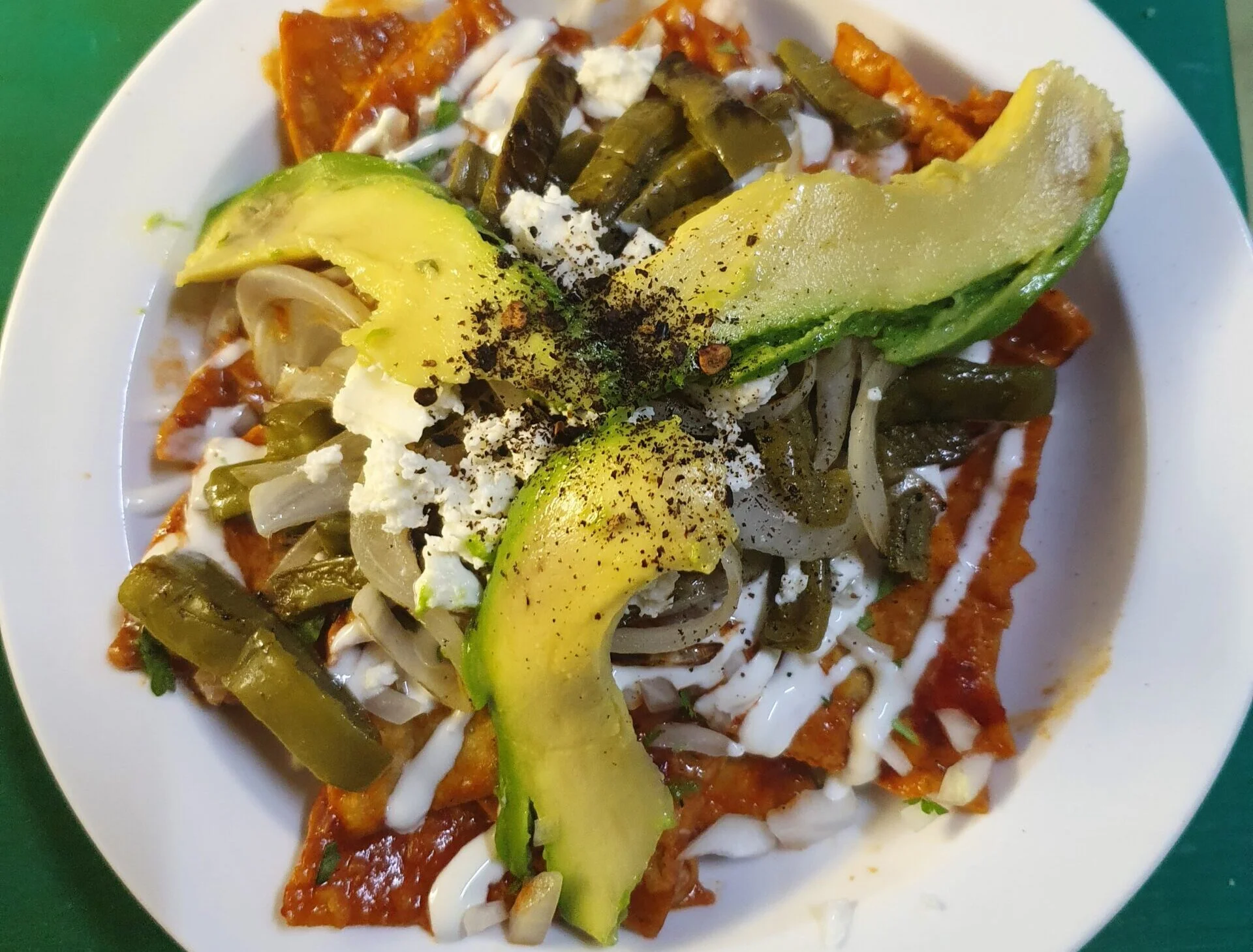 restaurante mexicano en barcelona con terraza (87) chilaquiles rojos comida mejicana en barcelona mexican food